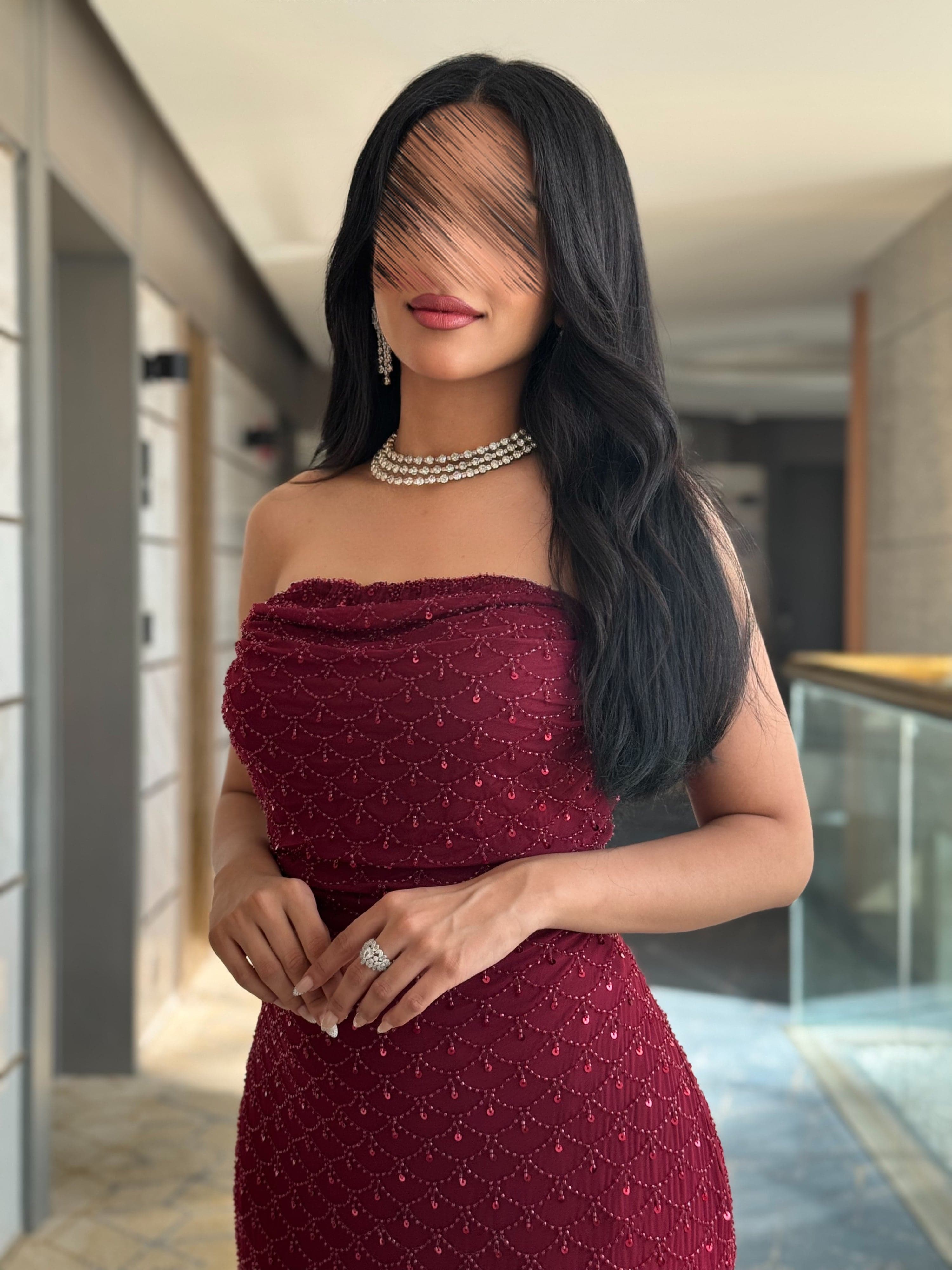 فستان سهرة توب ناعم مع ماسك