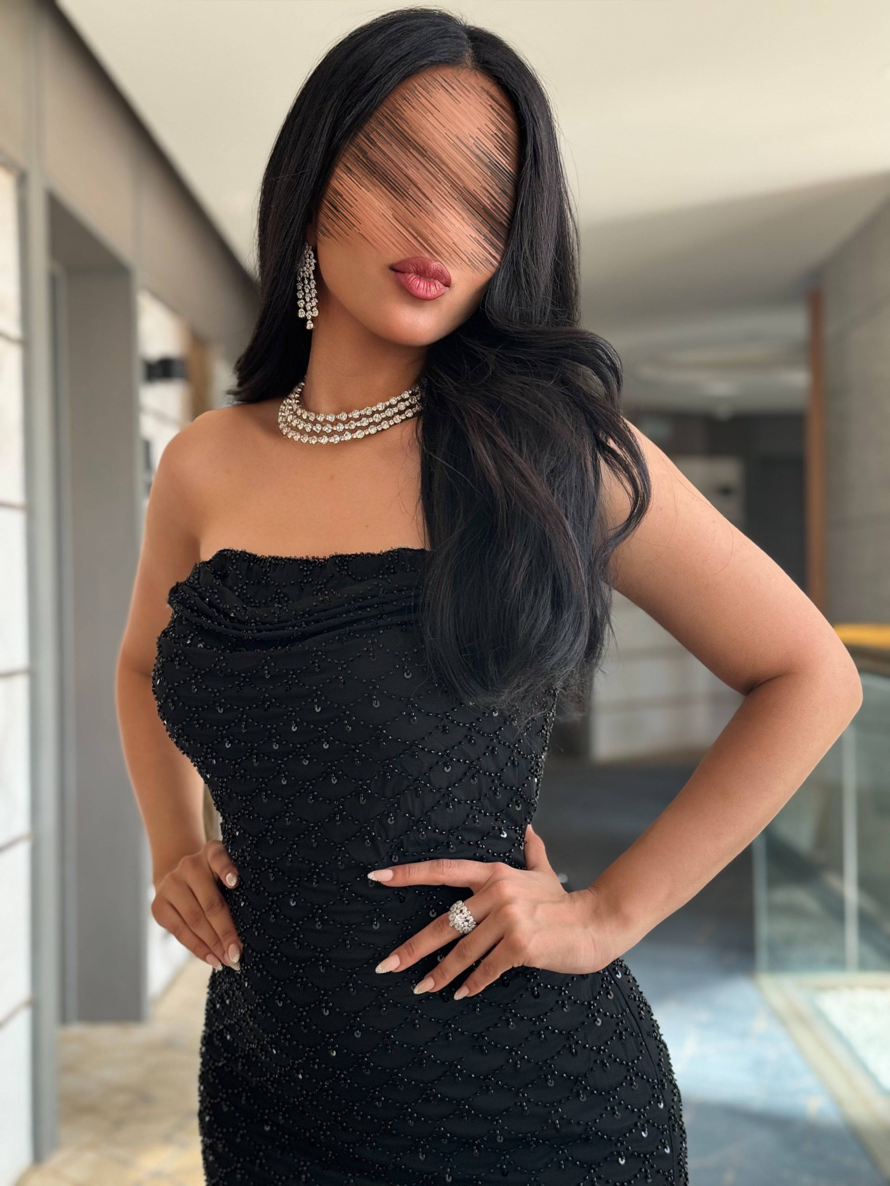 فستان سهرة توب ناعم مع ماسك