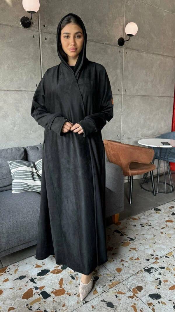 عباية شتوية شمواه ملكي فاخرة بتدخيلة لون مع كابيشون واسعة
