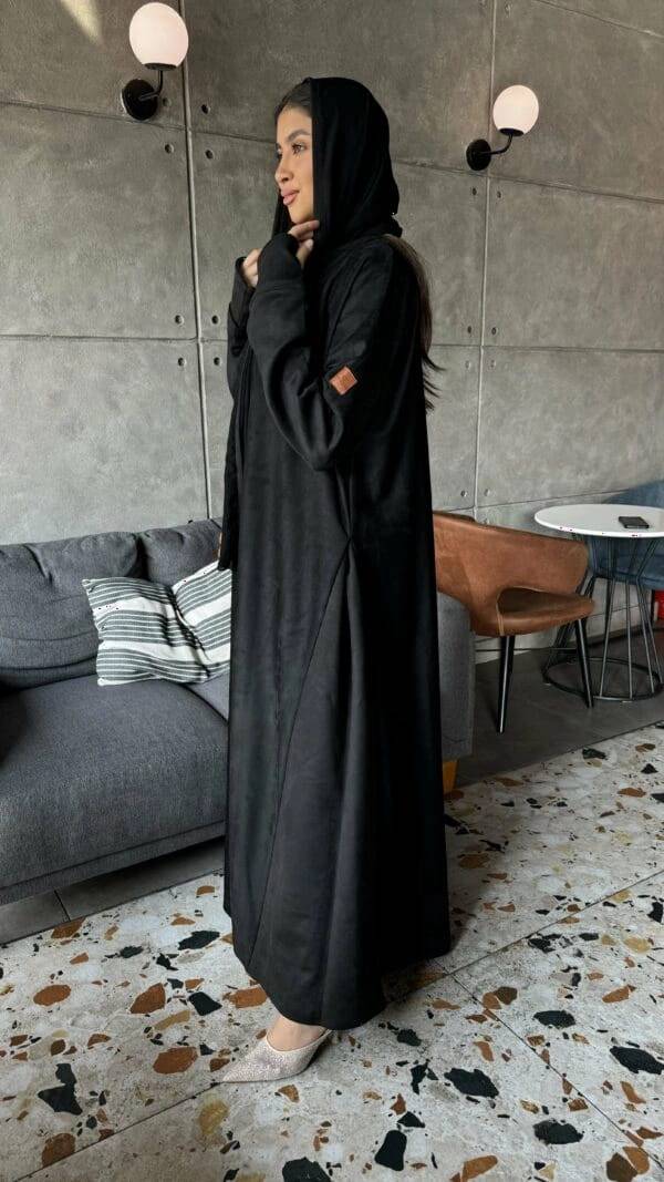 عباية شتوية شمواه ملكي فاخرة بتدخيلة لون مع كابيشون واسعة