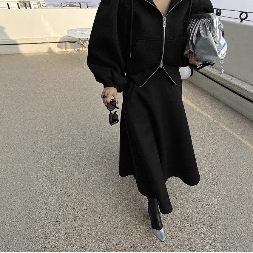 Damen Sweatset mit Ballonärmeln und Ausgestelltem Midirock kenzuu