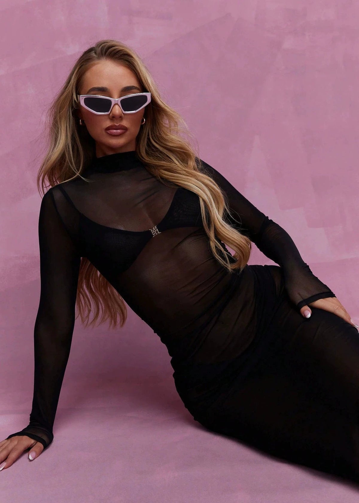 Bodycon Maxikleid Damen Langarm – transparentes Mesh-Kleid mit Halbrollkragen