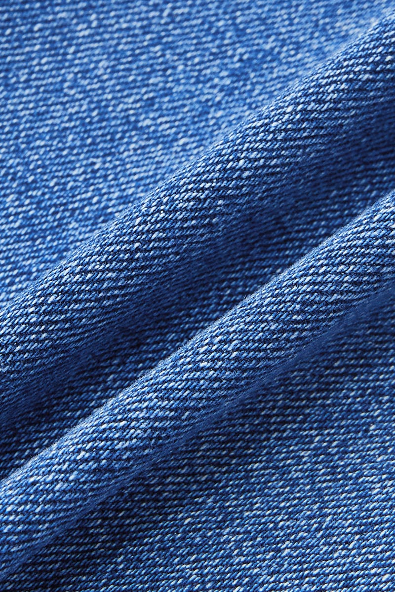 Jeans mit mittelhohem Bund und gerader Passform