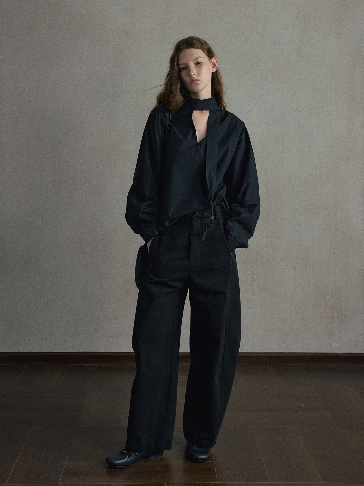 Kenzuu Damen Baumwollbluse mit Schalkragen und V-Ausschnitt M63561