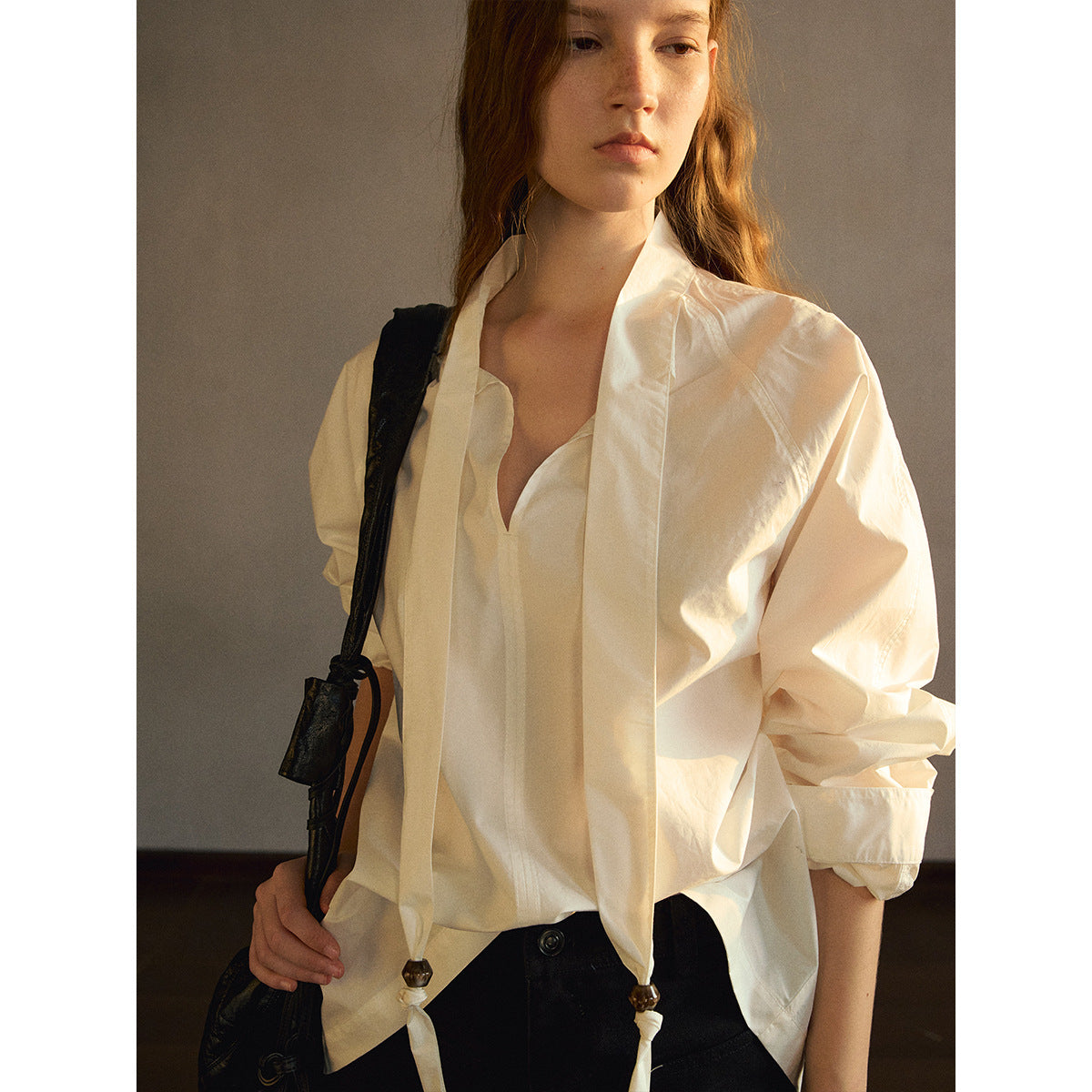 Kenzuu Damen Baumwollbluse mit Schalkragen und V-Ausschnitt M63561