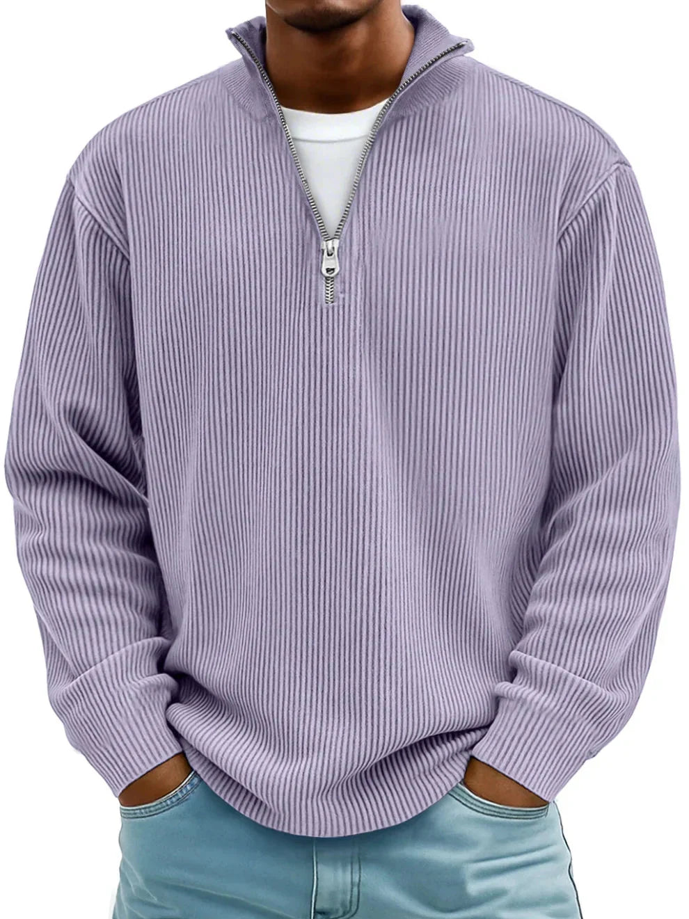 Modischer, trendiger Pullover
