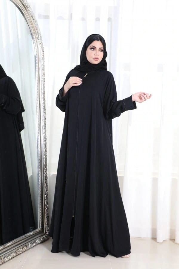 عباية رسمية ناعمة بفتحة أمامية كاملة وسحاب مخفي أسود