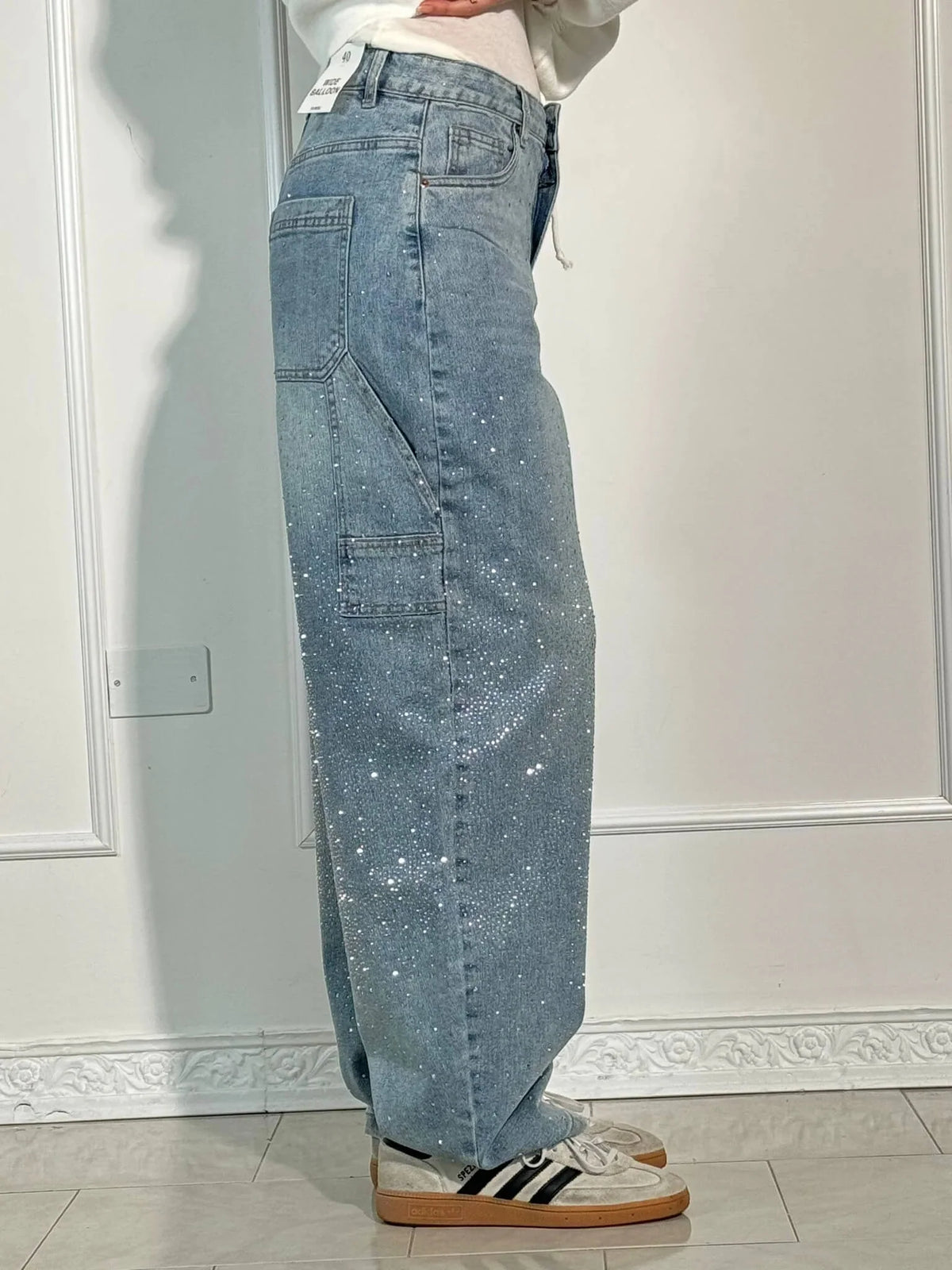Damen Hose mit weitem Bein Strassbesatz Seitentasche mit Klappe und Knopfverschluss