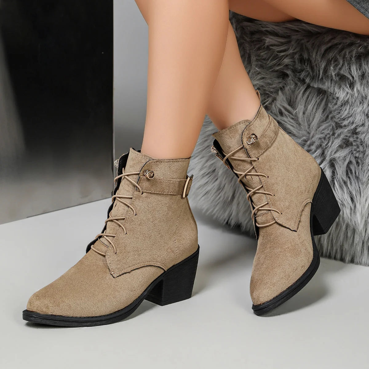 Damen Schnür-Stiefeletten mit Blockabsatz