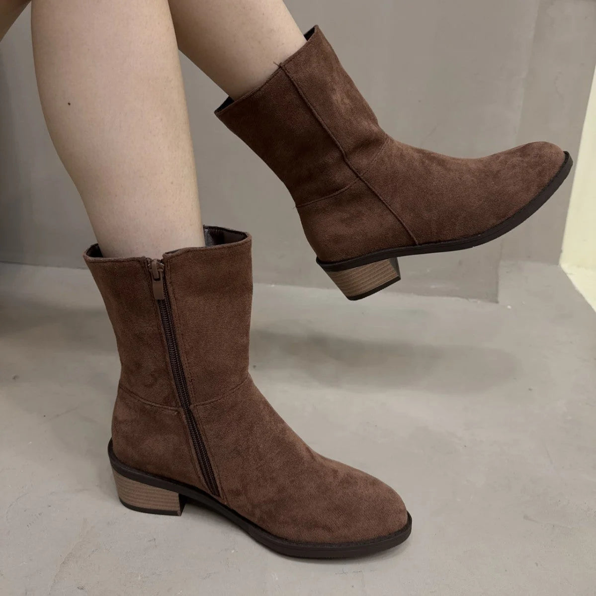 Damen Stiefeletten mit Blockabsatz und Reißverschluss