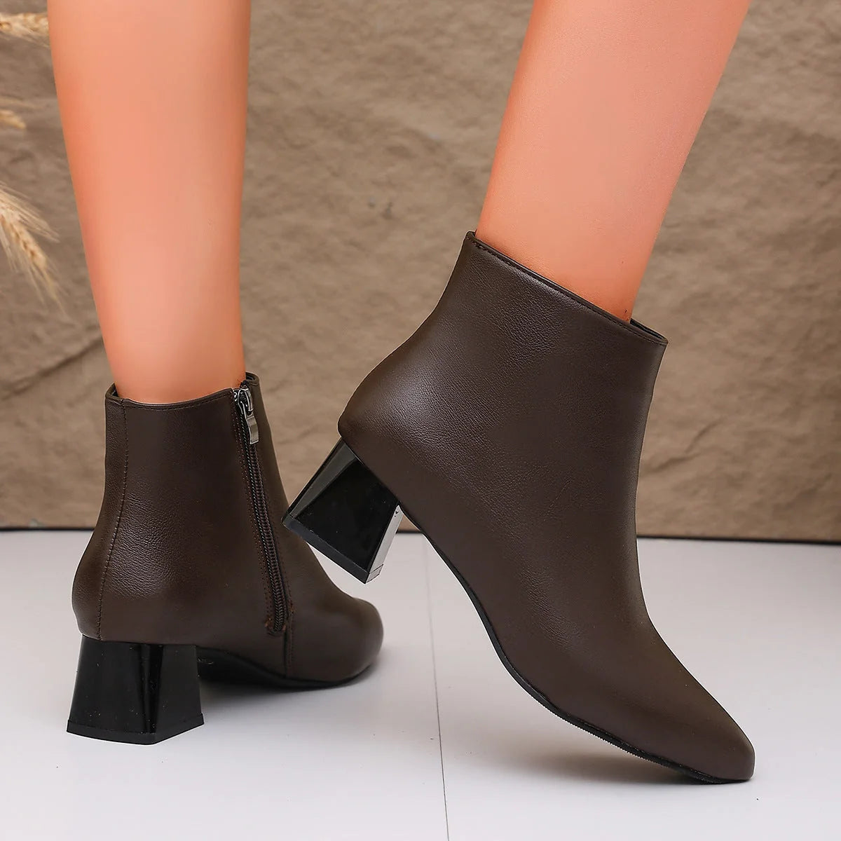 Damen Stiefeletten mit Blockabsatz und Reißverschluss