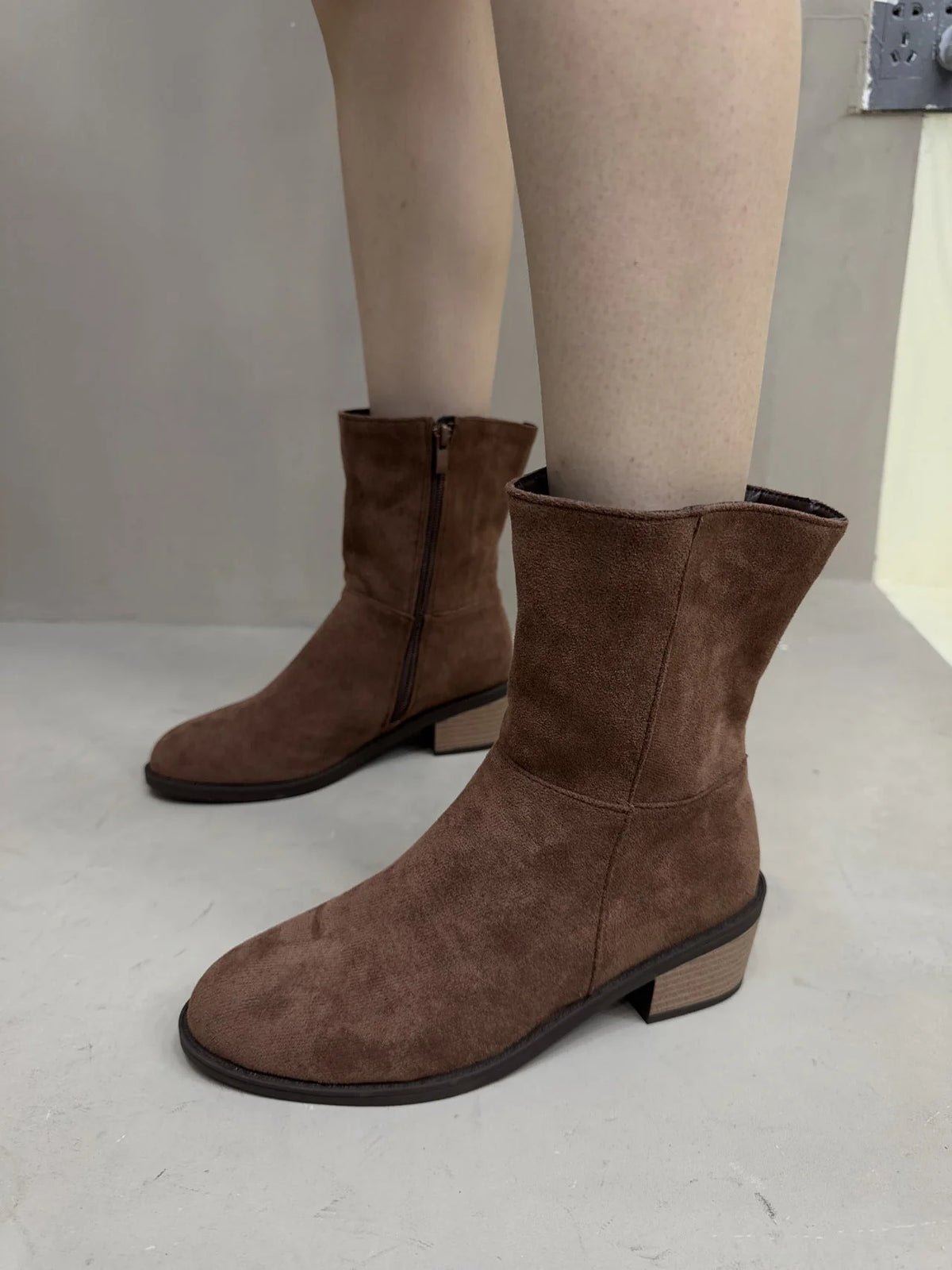 Damen Stiefeletten mit Blockabsatz und Reißverschluss