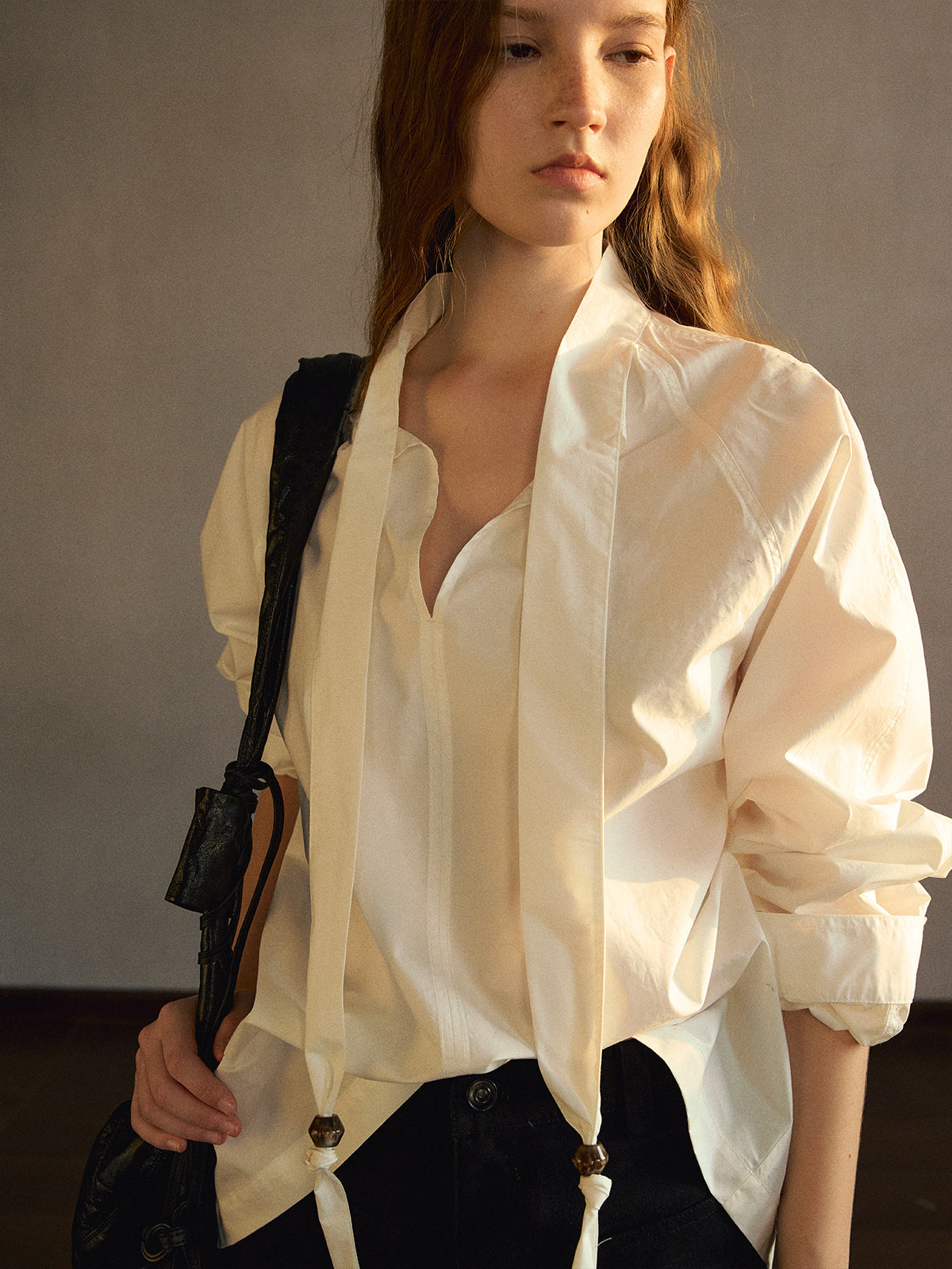 Kenzuu Damen Baumwollbluse mit Schalkragen und V-Ausschnitt M63561