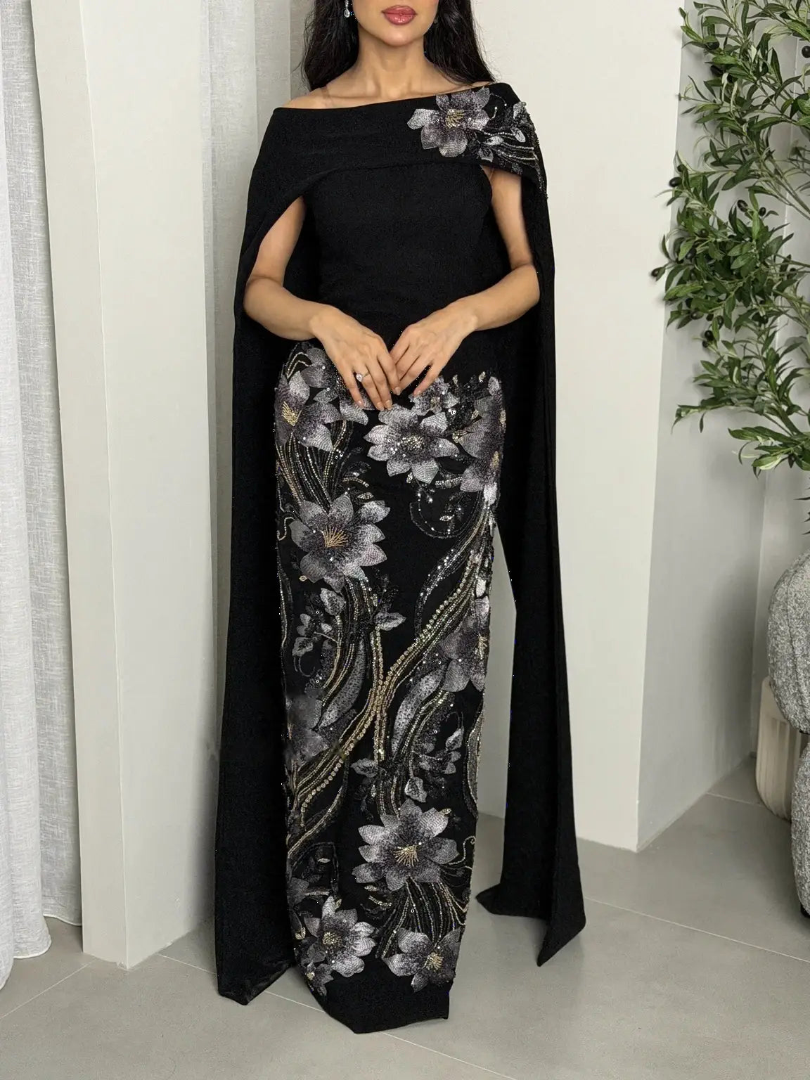 Luxurious Two-Piece Evening Dress with Elegant Trim