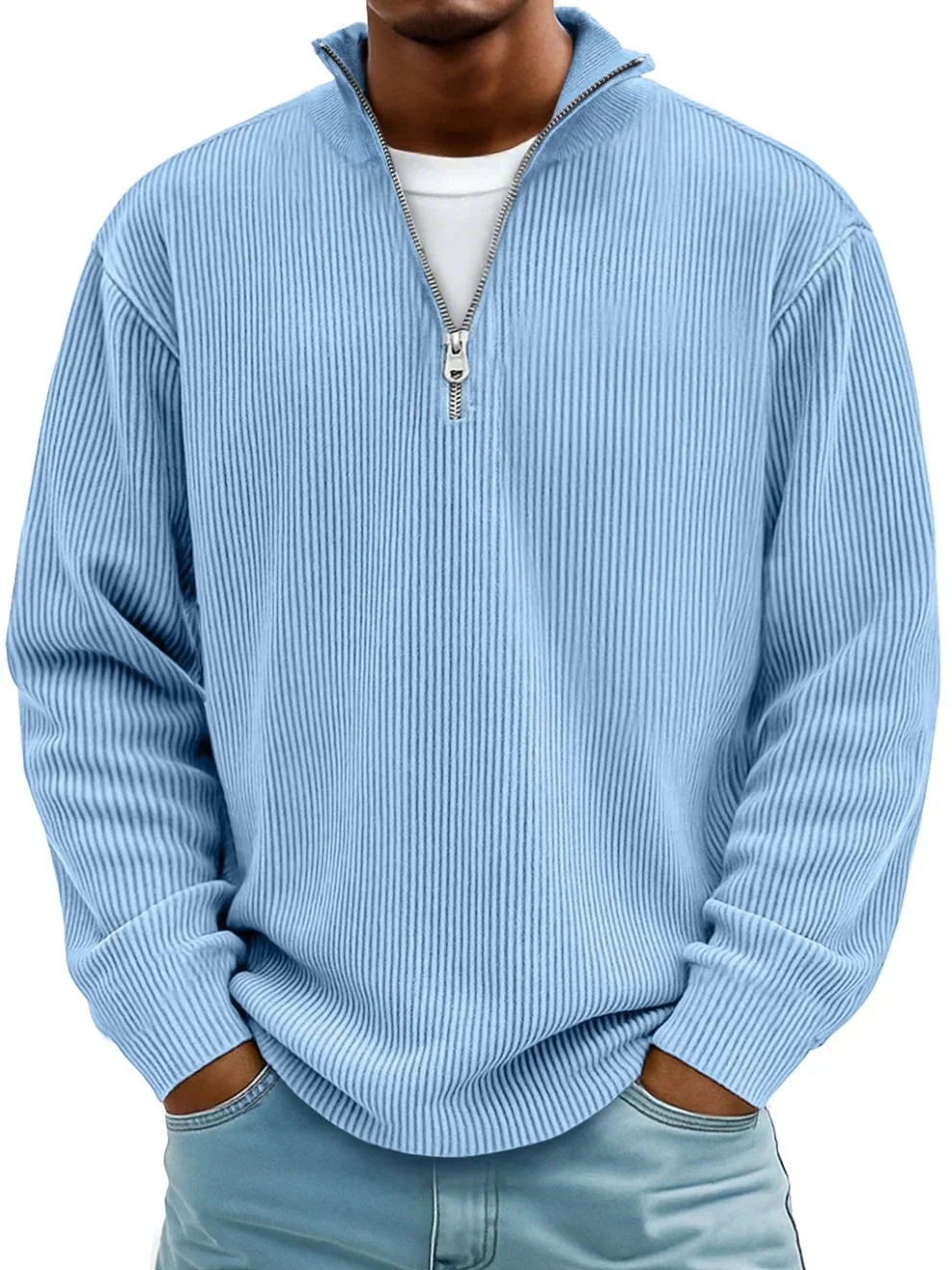 Modischer, trendiger Pullover